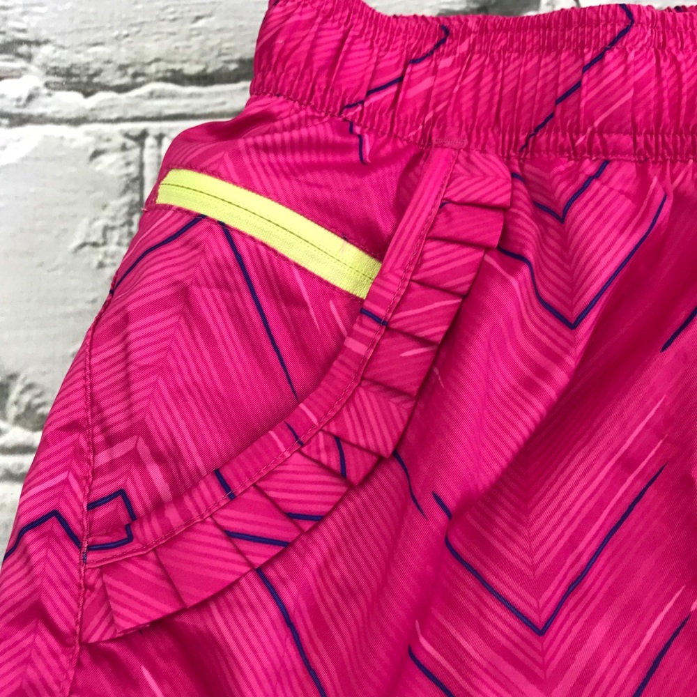 💕SALE💕NWT Puma Core Shorts in Beetroot Purple - Picture 4 of 8